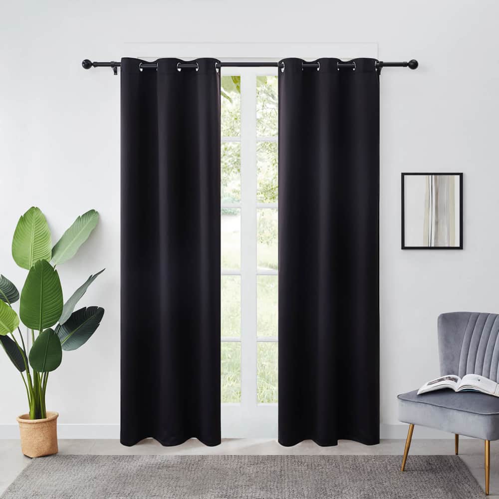 https://www.lifewit.com/cdn/shop/products/lifewit-blackout-thermal-insulated-curtains-359_1400x.jpg?v=1660200500