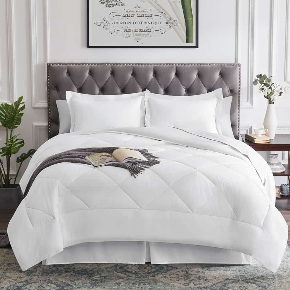 https://www.lifewit.com/cdn/shop/products/lifewit-gray-microfiber-comforter-bedding-set-820_1400x.jpg?v=1657265151